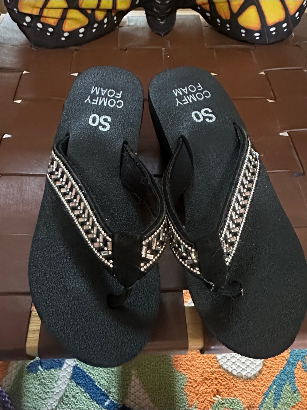SO Black Beaded Comfort Foam Sandals
